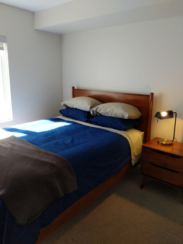 Private Bedroom Close to Downtown - Gallery - 6
