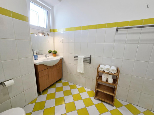 Sunny 4-bedroom apartment in Montes Claros