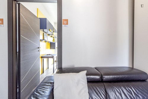 Colourful single bedroom in. the heart of Sassari