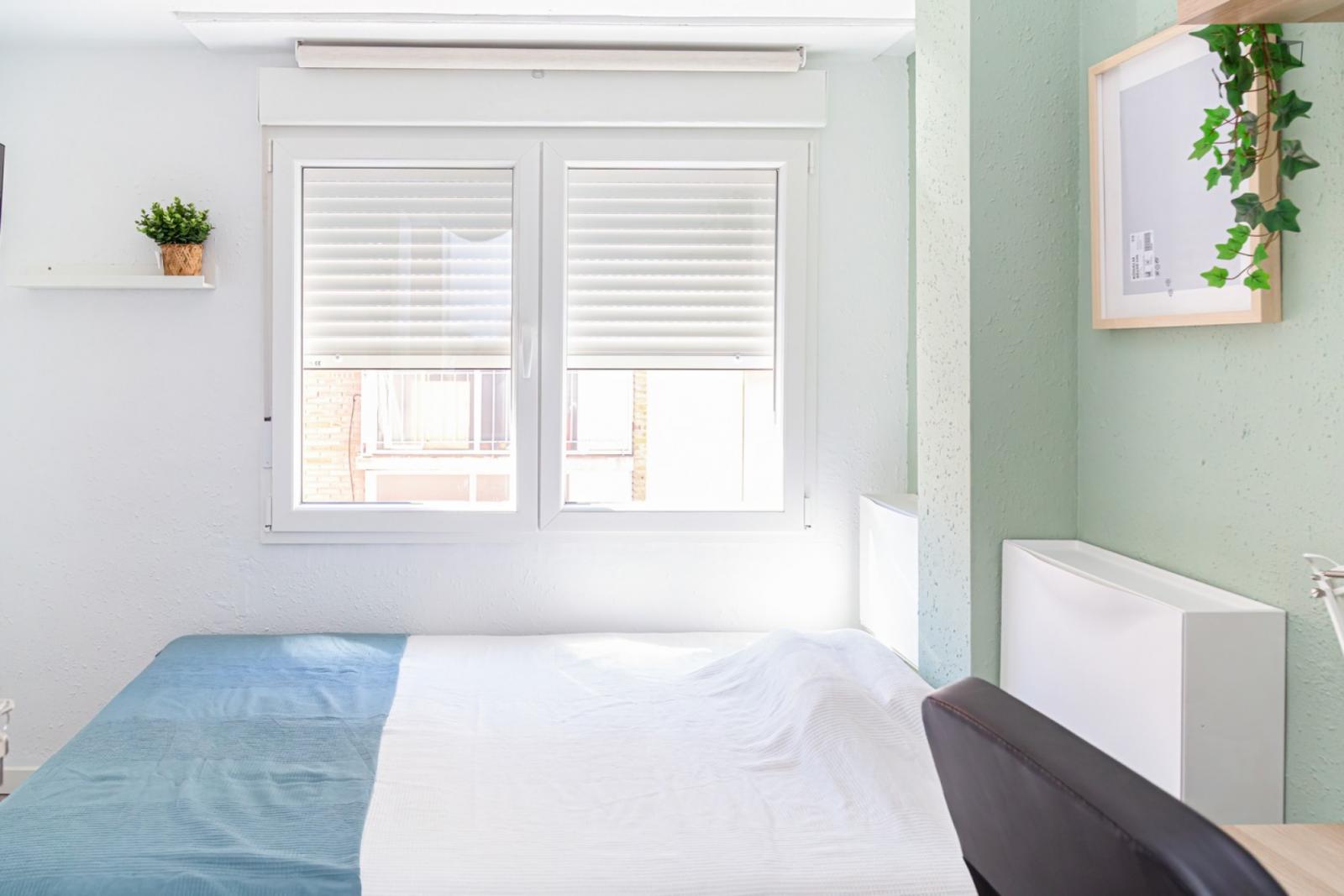  Appealing Single Bedroom  -  Appealing single bedroom  - Gallery -  1