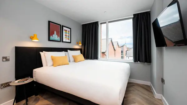 Studio (Sleeps 2) - 6