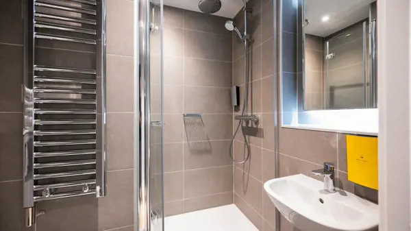 Studio (Sleeps 2) - 12