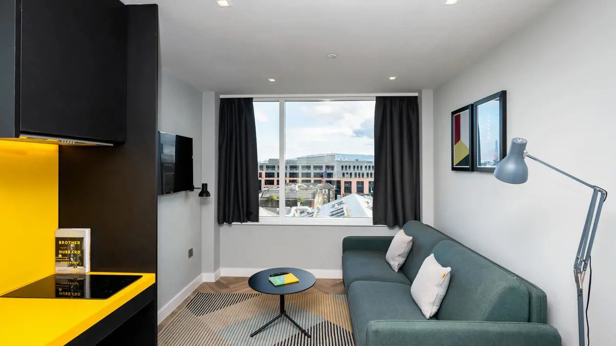 1 Bedroom Apartment (Accessible) (Sleeps 4) - 10