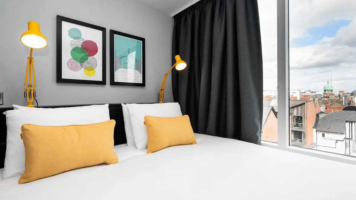 Studio (Sleeps 4) - 7