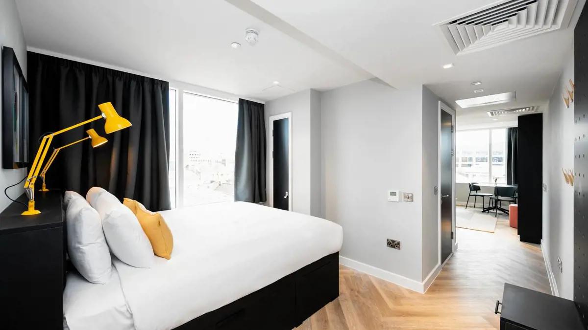 Studio (Sleeps 4) - 21