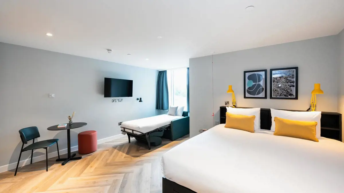 Studio (Accessible) (Sleeps 3) - 17
