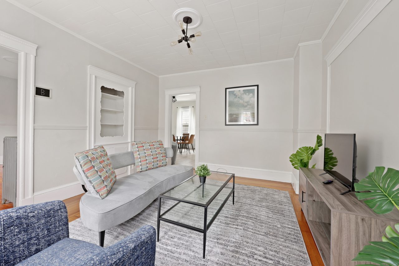  #815: Somerville - Queen Bedroom A  -  #815: Somerville  - Gallery -  6