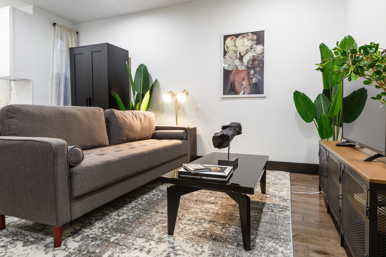  #286: Upper West Side - Queen Bedroom C  -  #286: Upper West Side  - Gallery -  1