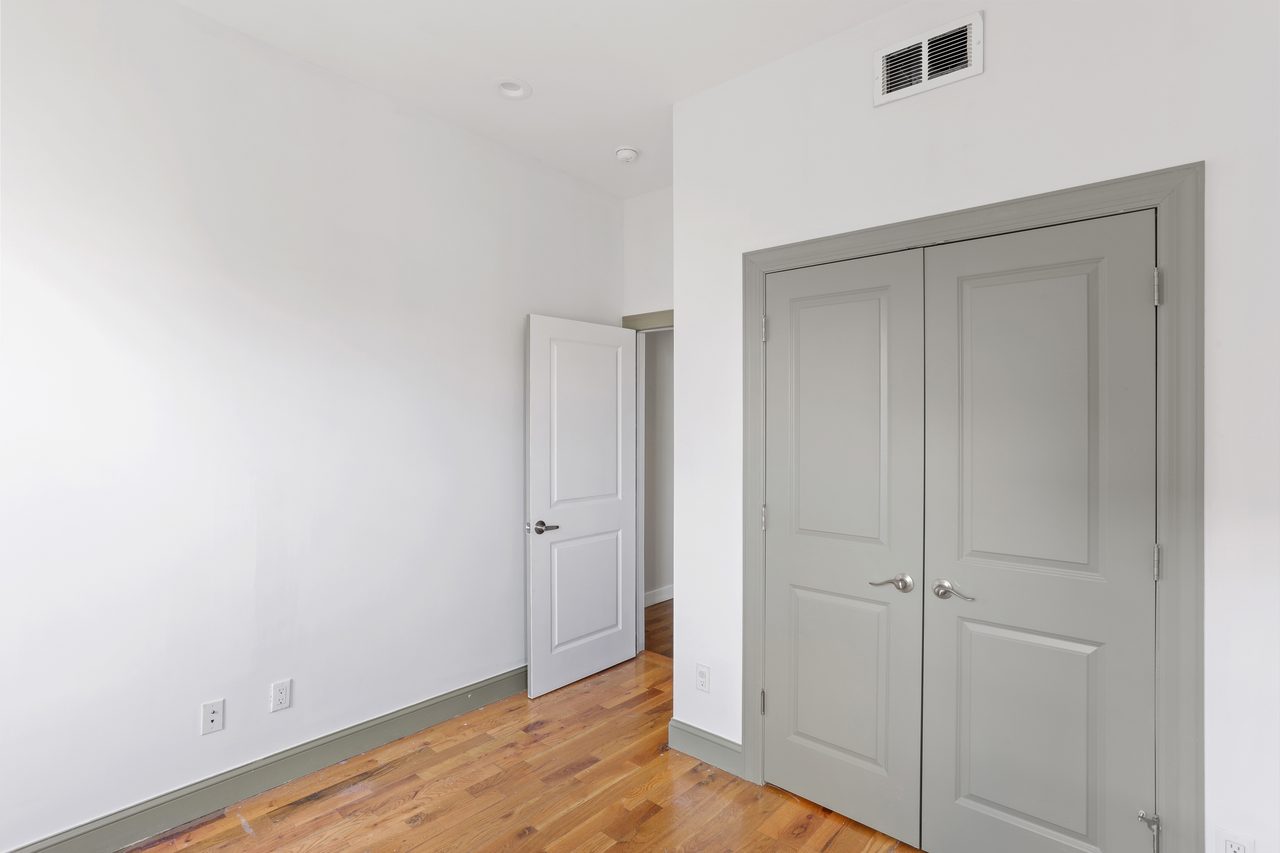  #840: Bedford-Stuyvesant - Full Bedroom A  -  #840: Bedford-Stuyvesant  - Gallery -  4