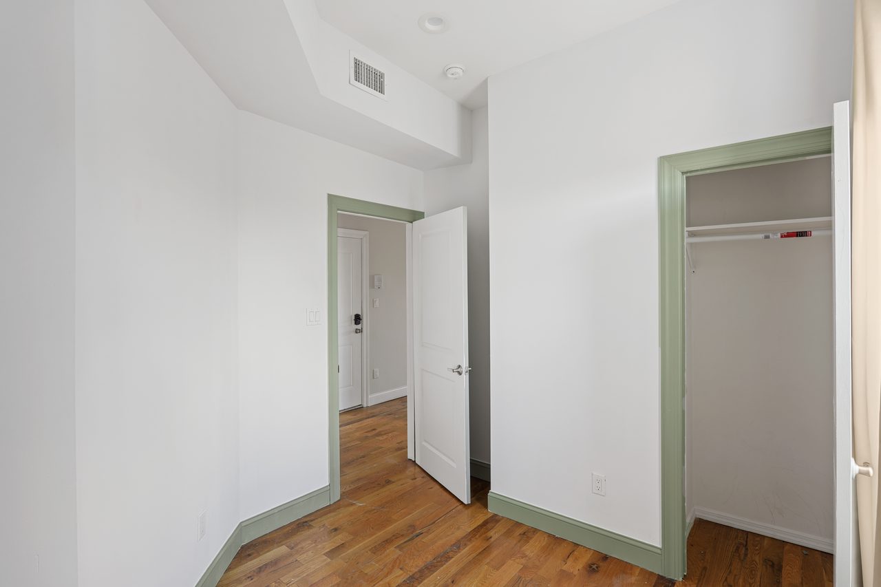#840: Bedford-Stuyvesant - Full Bedroom B - #840: Bedford-Stuyvesant - Gallery - 4