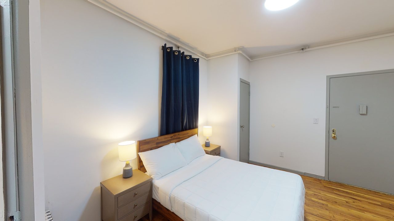  #908: Columbus Circle - Studio (Full)  -  #908: Columbus Circle  - Gallery -  5