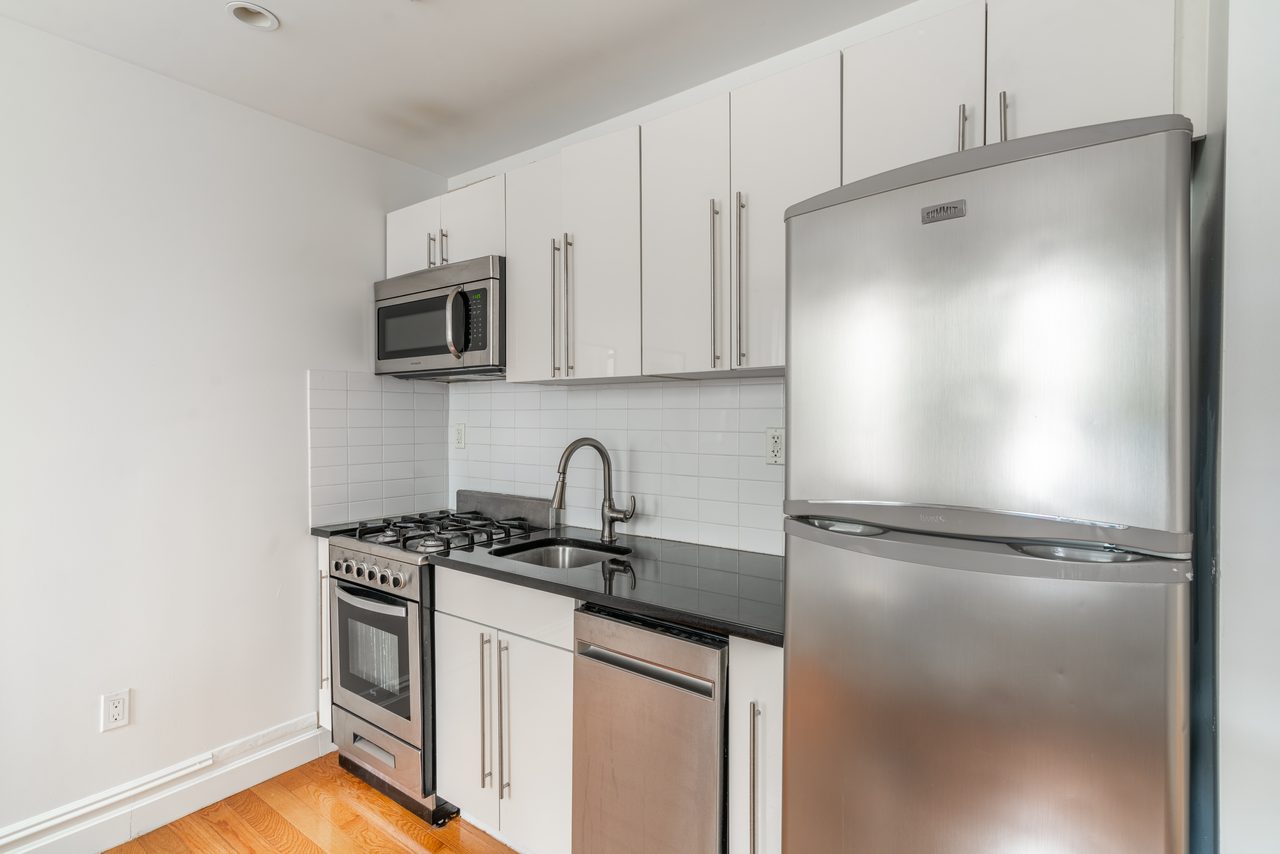  #1148: East Village - Full Bedroom A  -  #1148: East Village  - Gallery -  5