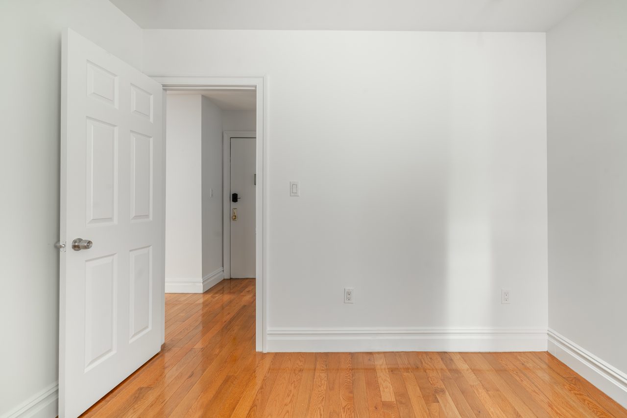  #1148: East Village - Full Bedroom A  -  #1148: East Village  - Gallery -  13