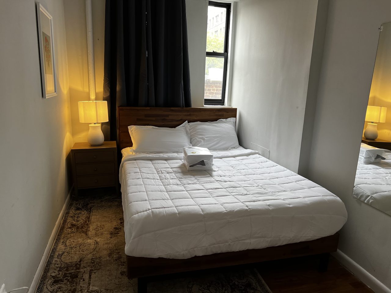 #595: Hamilton Heights - Queen Bedroom A - #595: Hamilton Heights - Gallery - 2