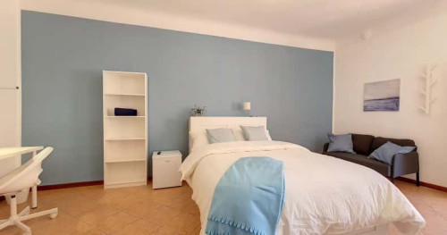 Room 15