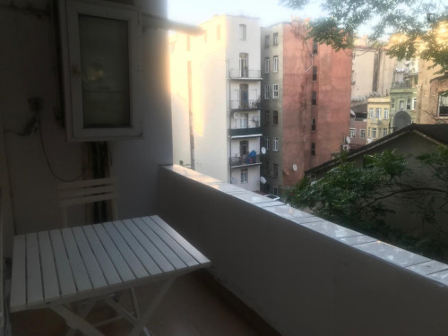 Homely single bedroom in Beyoğlu - Gallery - 6