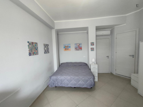 Cozy and comfortable studio next to Palermo's central station