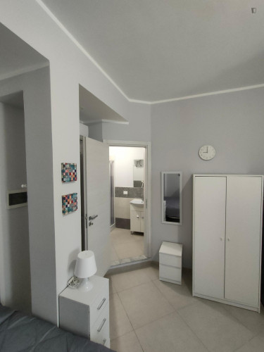 Cozy and comfortable studio next to Palermo's central station  - Gallery -  5