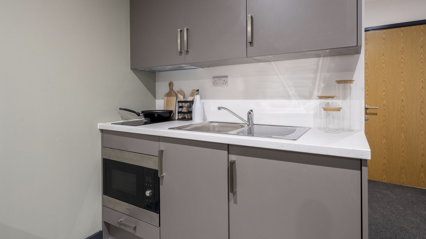  Silver Plus Studio  -  Icon House  - Gallery -  3