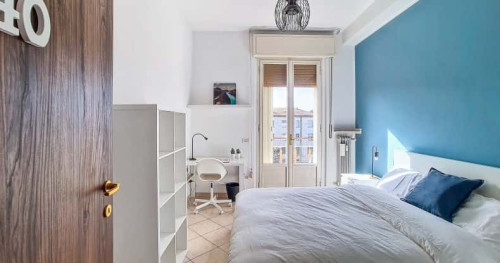 ROOM 40