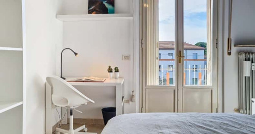 ROOM 40