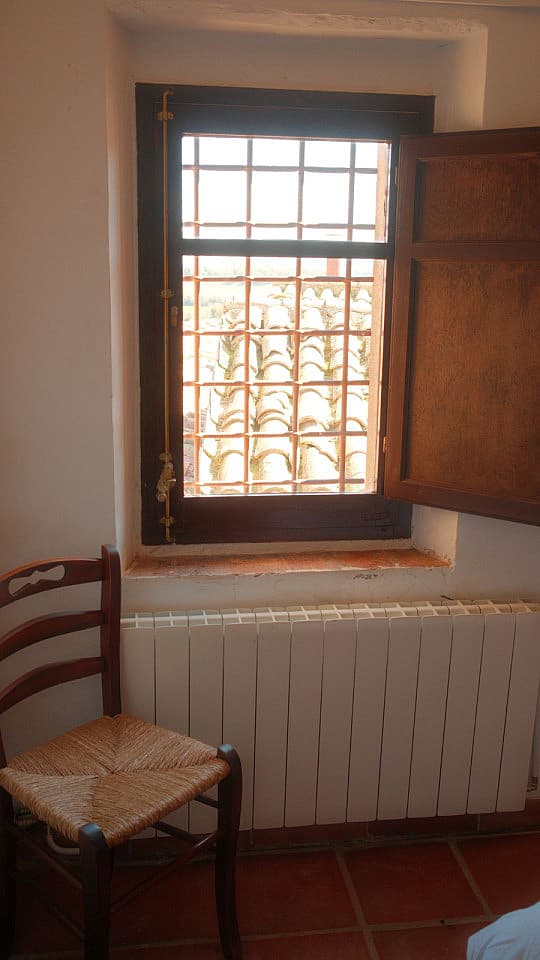  Bed In A 2-Bed Mixed Gender Room  -  La Fortesa Home  - Gallery -  4
