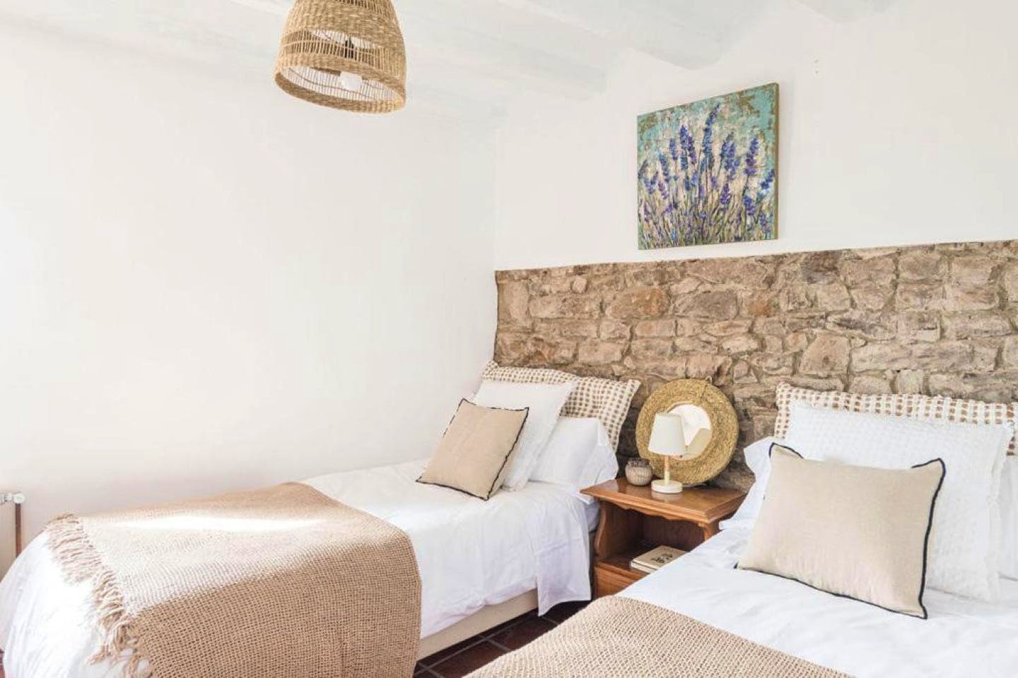  Private Single Room  -  La Fortesa Home  - Gallery -  13