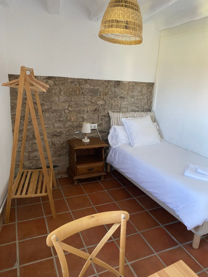  Private Single Room  -  La Fortesa Home  - Gallery -  10