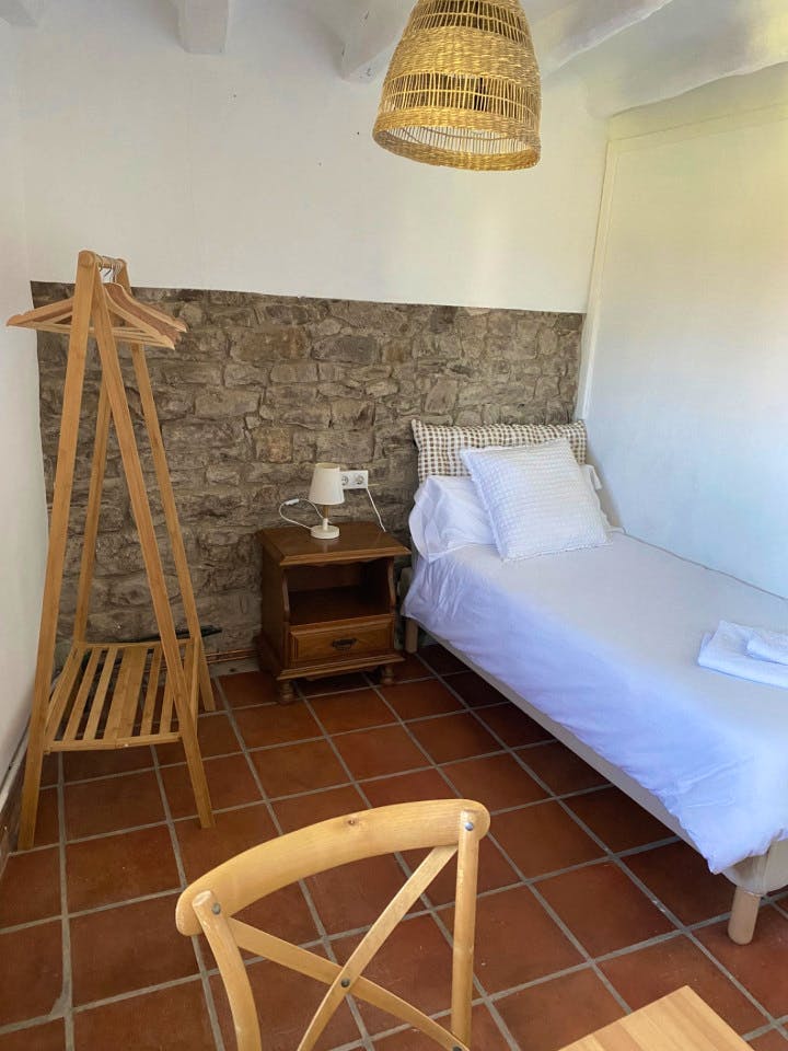  Private Single Room  -  La Fortesa Home  - Gallery -  1