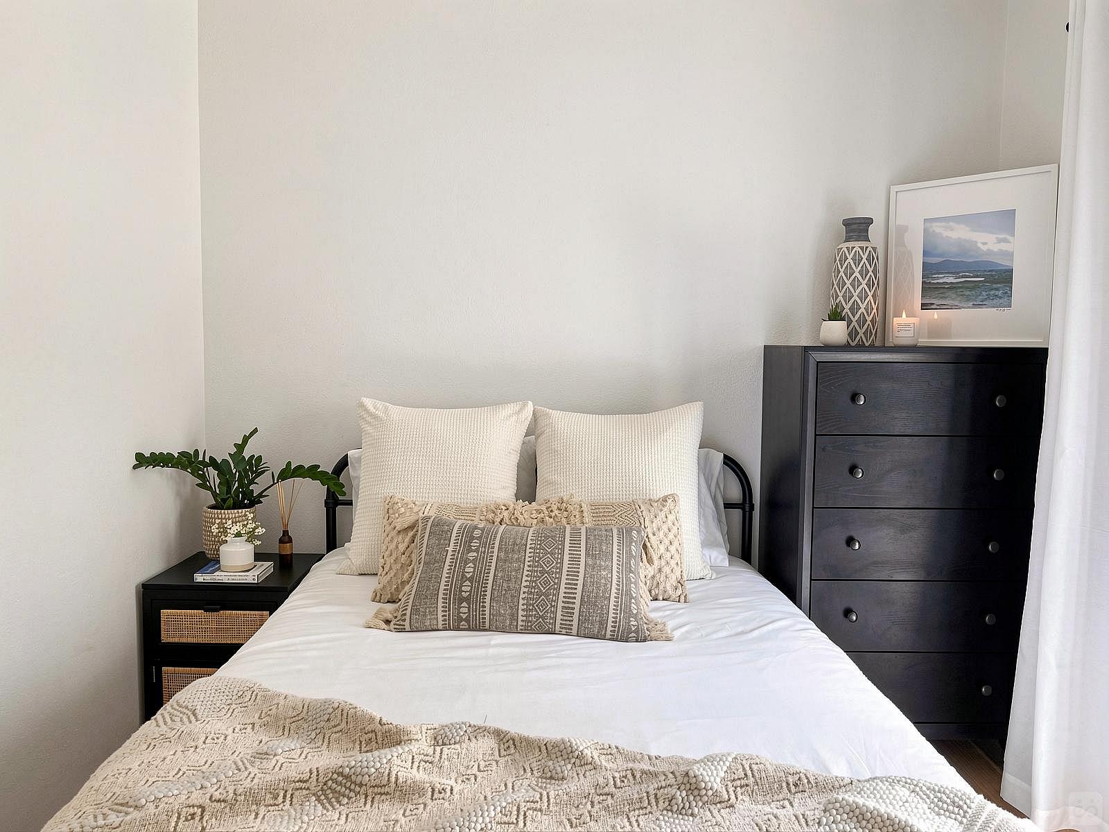  Bungalow I  -  Stunning Beautiful Apt. w/ nice neighborhood nearby Everett Park  - Gallery -  5