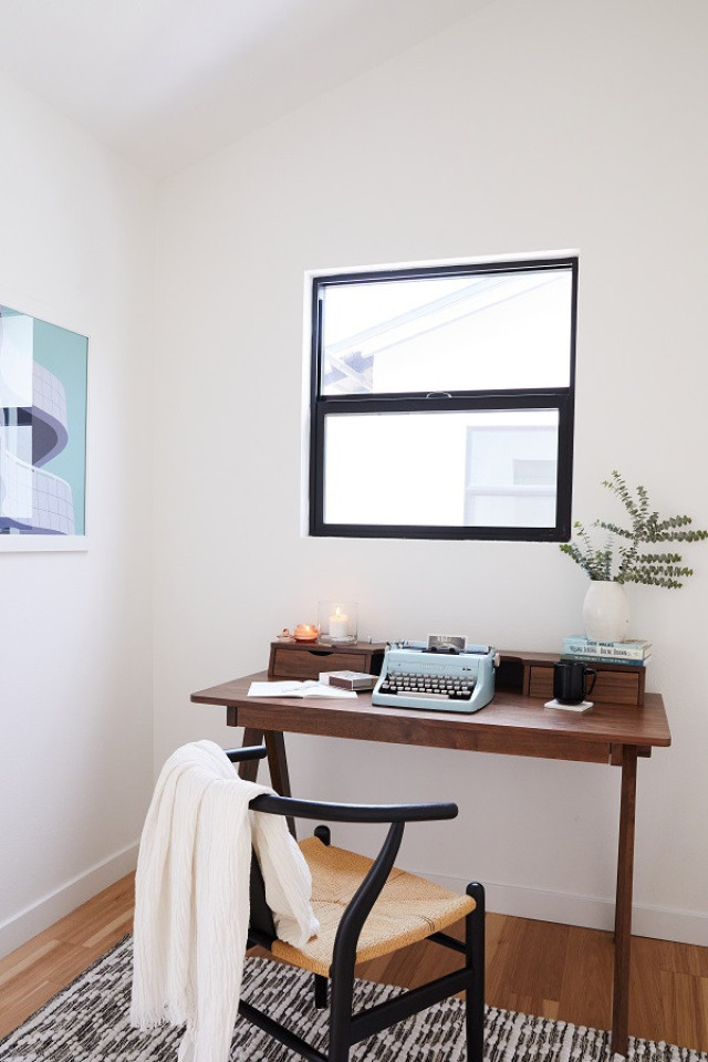  Bungalow I  -  Stunning Beautiful Apt. w/ nice neighborhood nearby Everett Park  - Gallery -  9