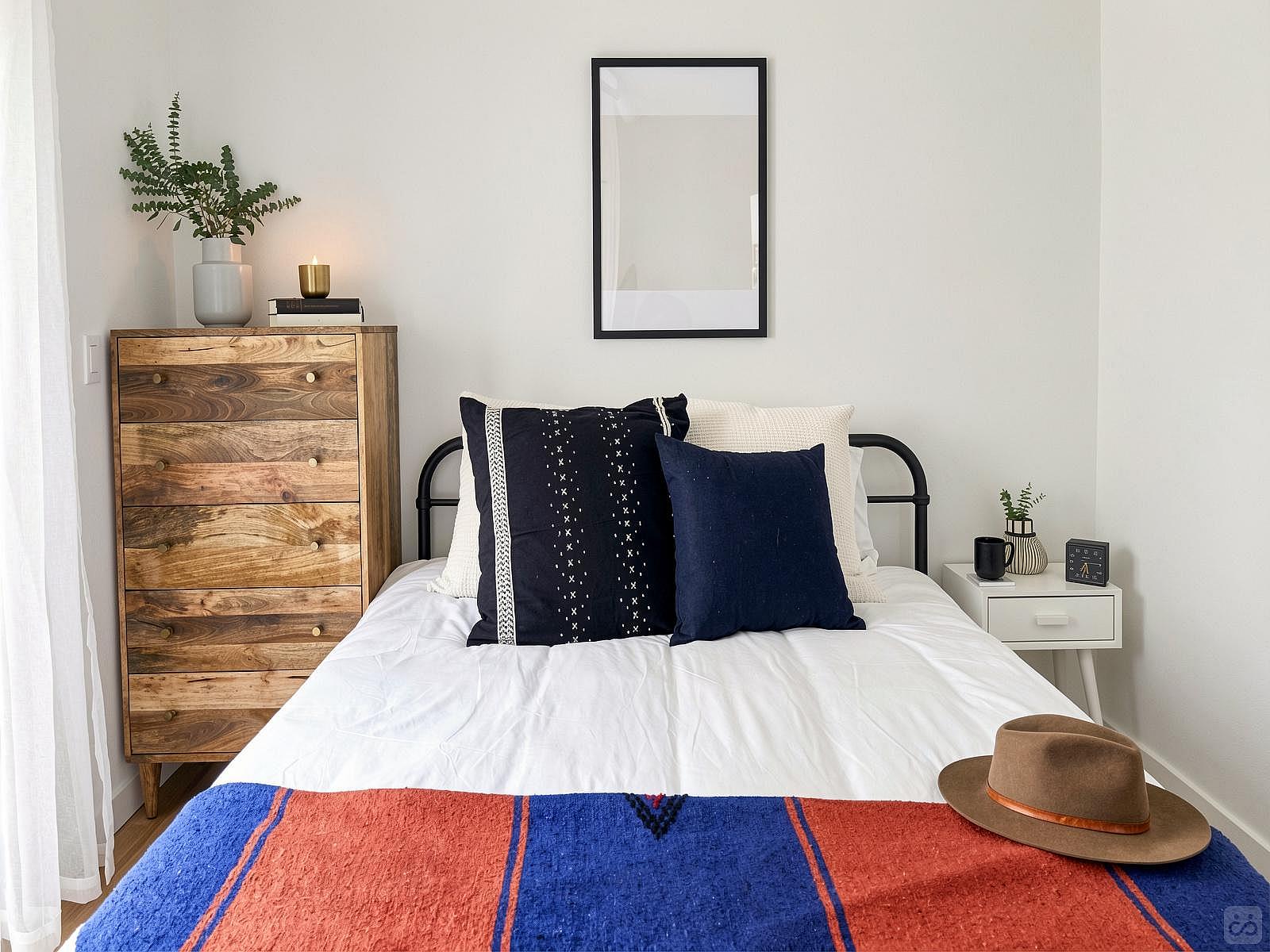 Bungalow II - Stunning Beautiful Apt. w/ nice neighborhood nearby Everett Park - Gallery - 13