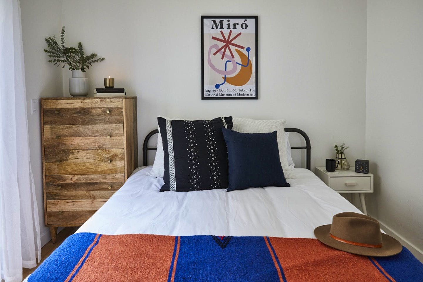 Bungalow II - Stunning Beautiful Apt. w/ nice neighborhood nearby Everett Park - Gallery - 2