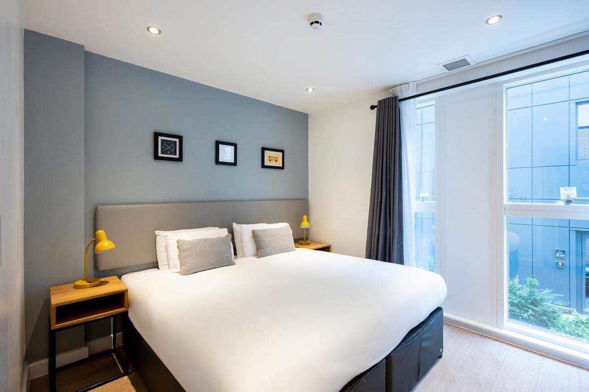 1 Bedroom Apartment (Sleeps 3) - 2