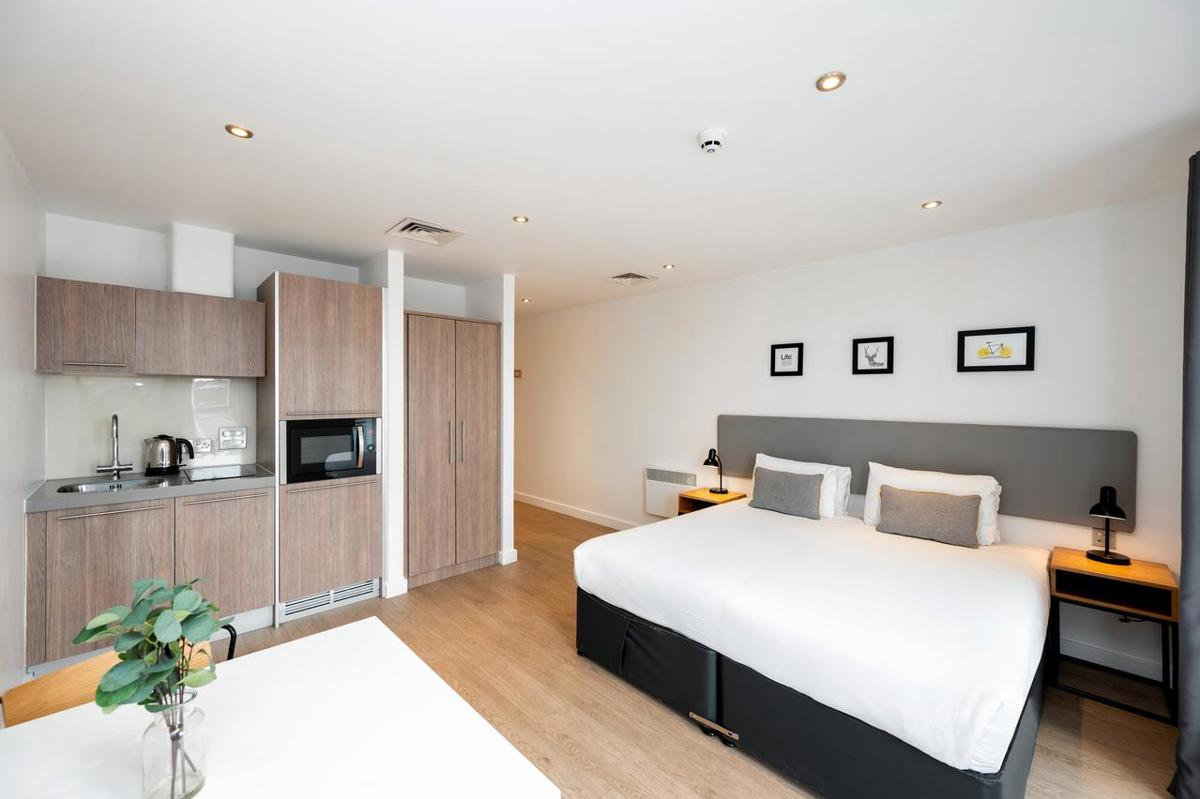 Studio Apartment (Accessible) (Sleeps 2) - 8