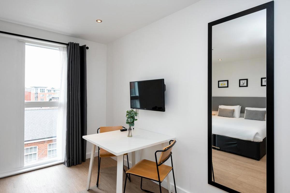 Studio Apartment (Accessible) (Sleeps 2) - 2