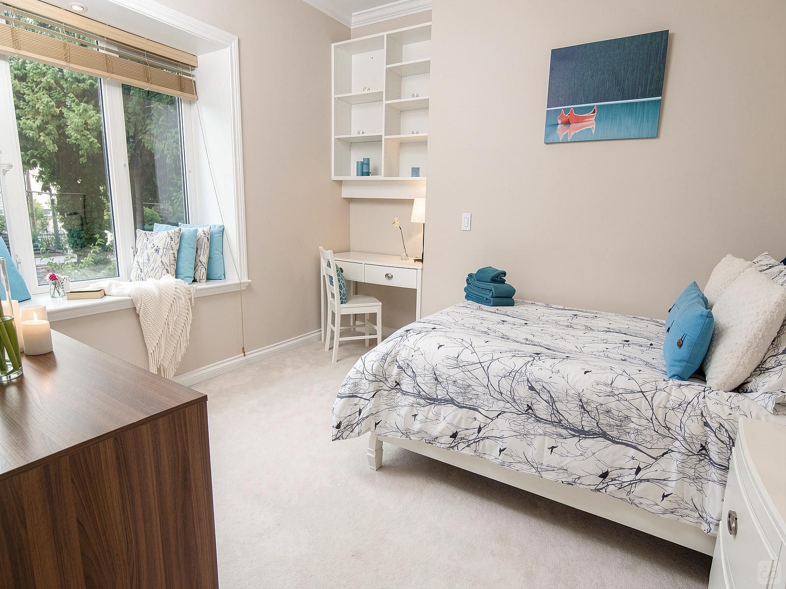  Stunning Private Ensuite Room ✨  -  Spacious Vibrant House w/ Backyard near Montgomery Park  - Gallery -  26