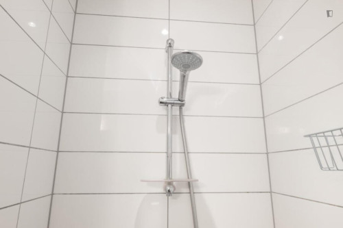 Pleasant single bedroom next to the Aksel Møllers Have metro station - Gallery - 10