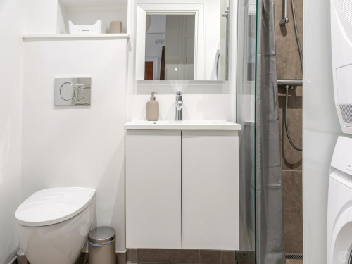 Stylish & Compact Apartment With Private Balconies near Fredensgade