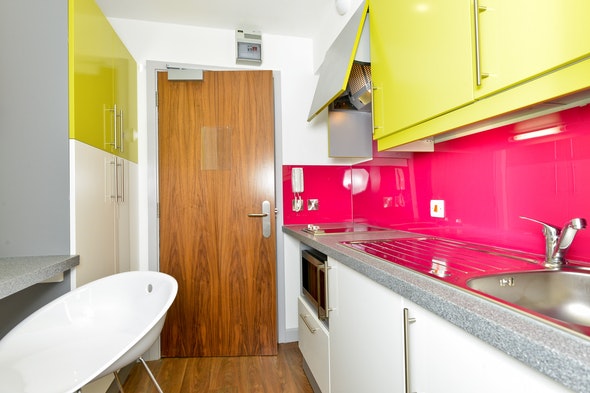 Studio Bronze - The Boulevard Roost - Gallery - 4