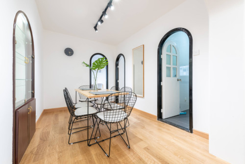 Comfortable Coliving in Charming Tai Ping Shan with Modern Amenities