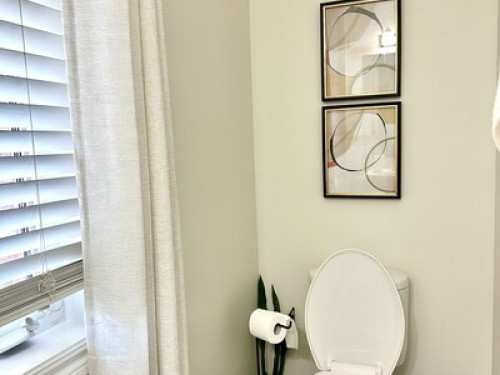 Room for Student. Female Only  - Gallery - 8