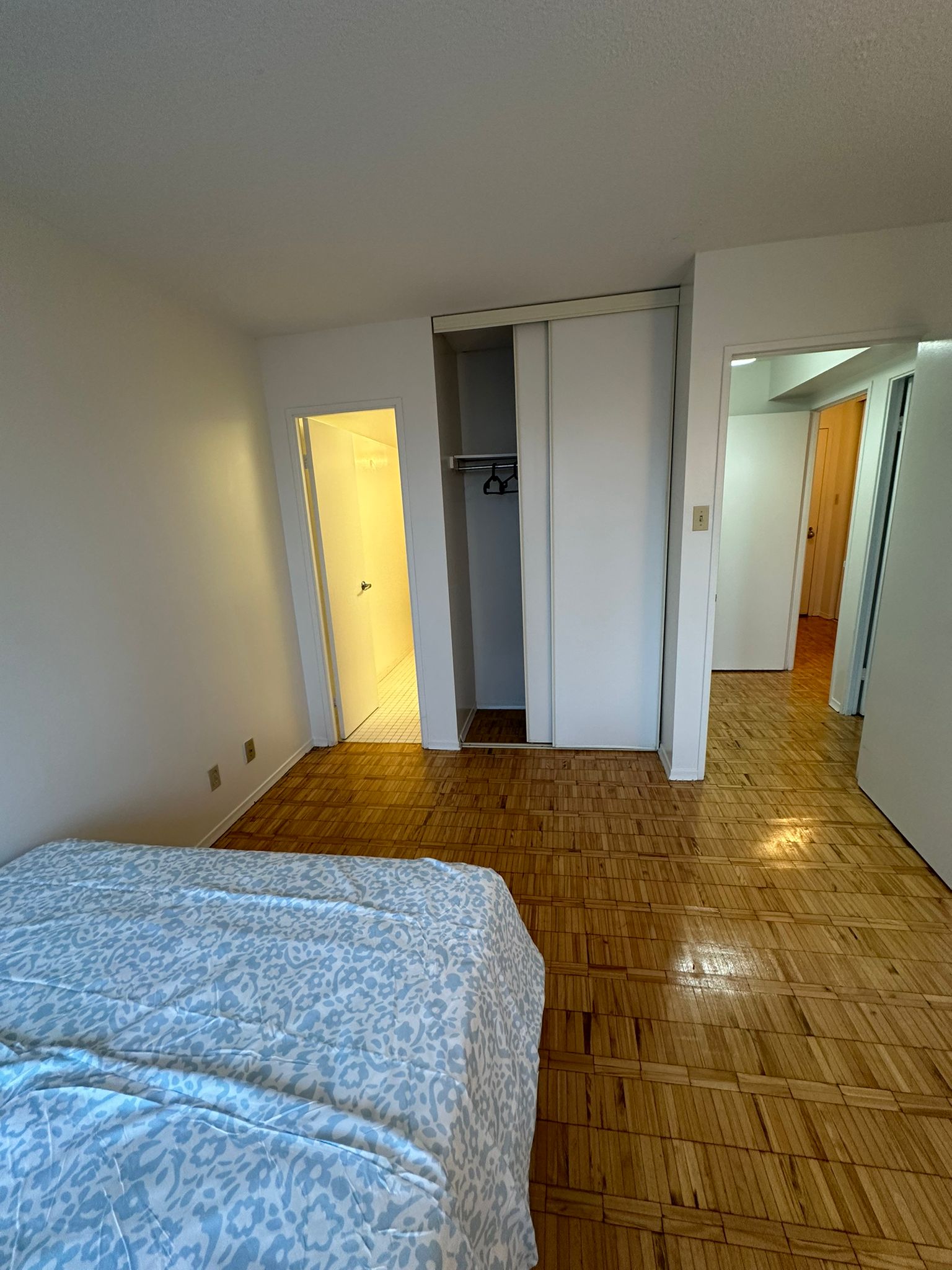 Bloor Street Master Bedroom/Private Bathroom