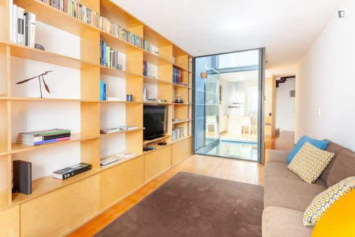 Passionate 2 Bedroom House with a backyard close to University of Coimbra - Gallery - 38