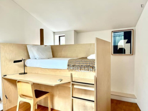 Passionate 2 Bedroom House with a backyard close to University of Coimbra - Gallery - 13