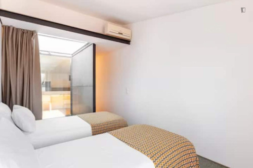 Passionate 2 Bedroom House with a backyard close to University of Coimbra