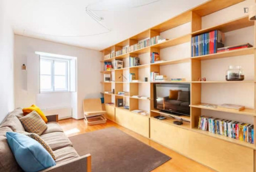 Passionate 2 Bedroom House with a backyard close to University of Coimbra - Gallery - 31