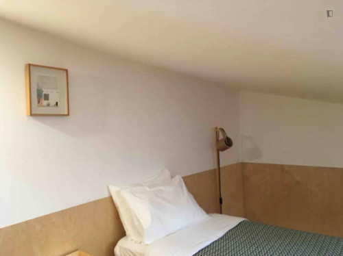 Welcoming 2 Bedroom Apartment close to Botanical Garden of the University of Coimbra - Gallery - 12