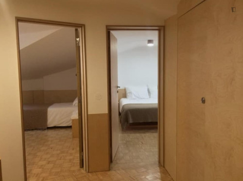 Welcoming 2 Bedroom Apartment close to Botanical Garden of the University of Coimbra - Gallery - 19