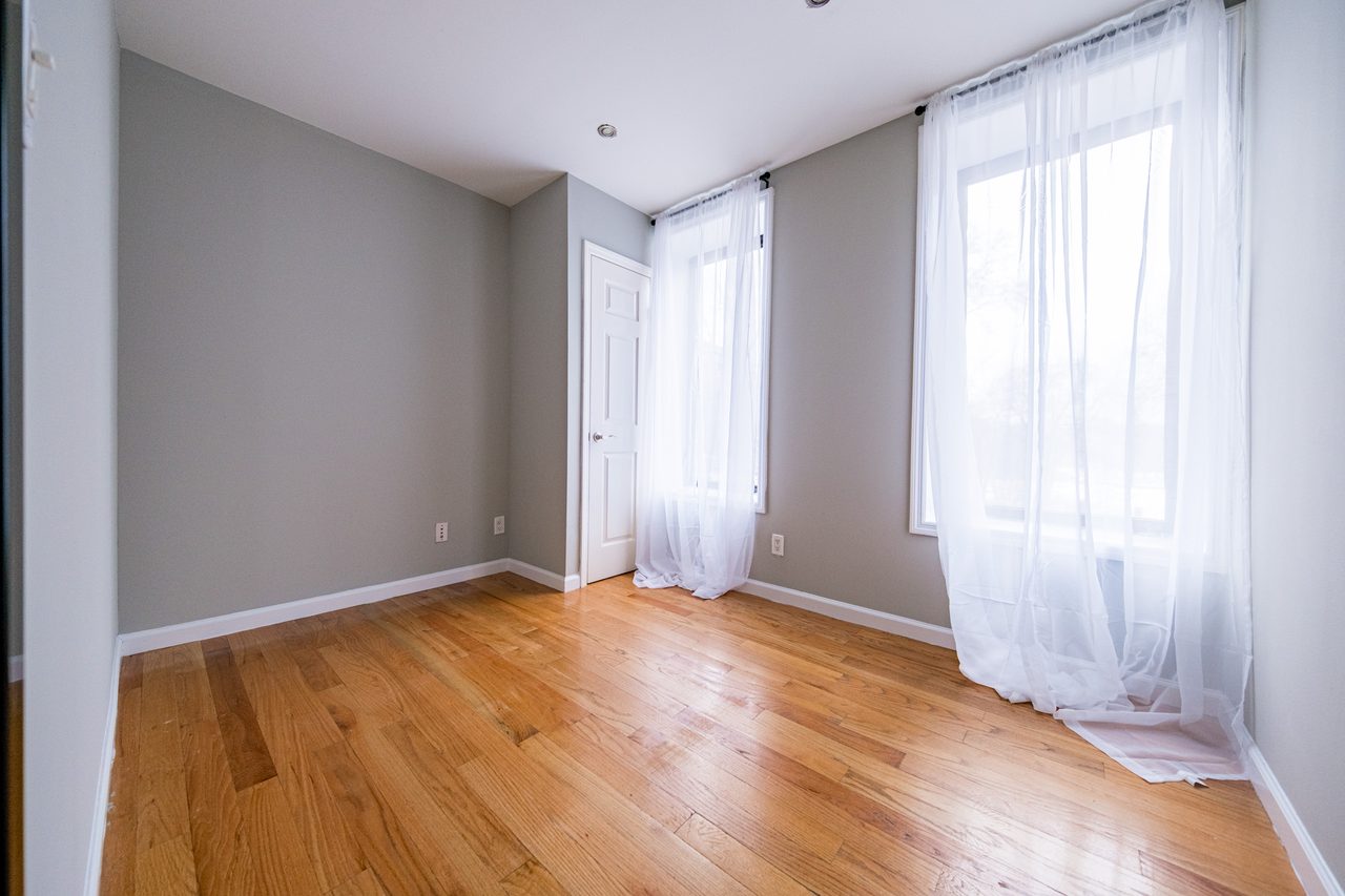 #1827: Upper West Side - Full Bedroom C - #1827: Upper West Side - Gallery - 12